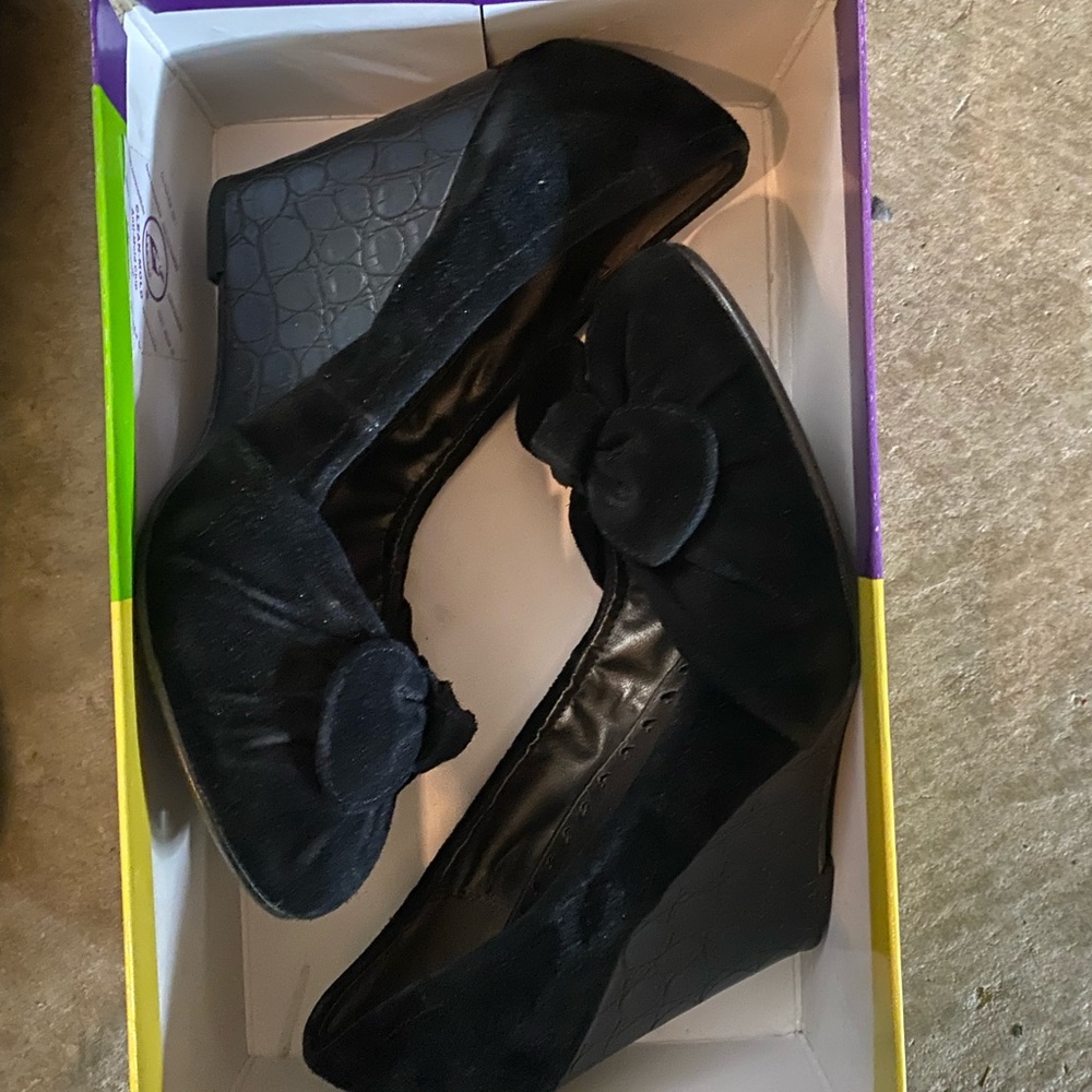 Sam Edelman wedges